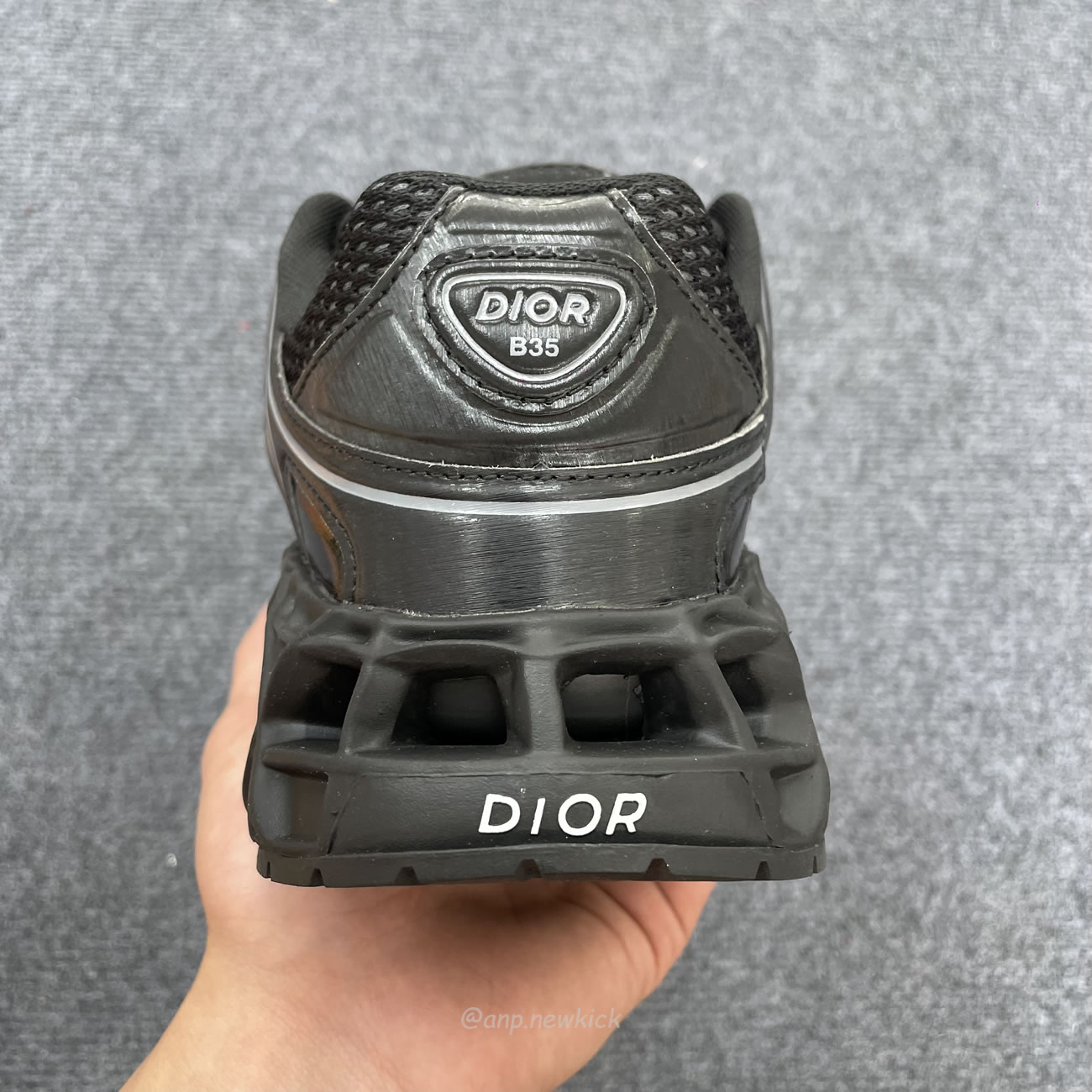Dior B35 Nxxt Sneaker Black Technical Fabric And Black Technical Mesh 3sn323zcy H968 (12) - www.newkick.org Dior B35 Nxxt Sneaker Black Technical Fabric And Black Technical Mesh 3sn323zcy H968 (12) - www.newkick.org