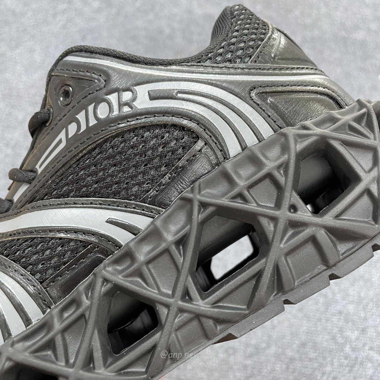 Dior B35 Nxxt Sneaker Black Technical Fabric And Black Technical Mesh 3sn323zcy H968 (9) - www.newkick.org Dior B35 Nxxt Sneaker Black Technical Fabric And Black Technical Mesh 3sn323zcy H968 (9) - www.newkick.org
