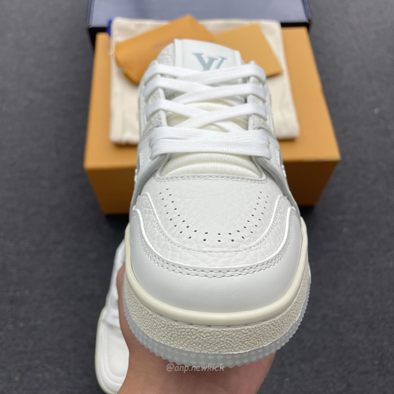 Louis Vuitton Trainer White Signature 51bcolre (10) - www.newkick.org