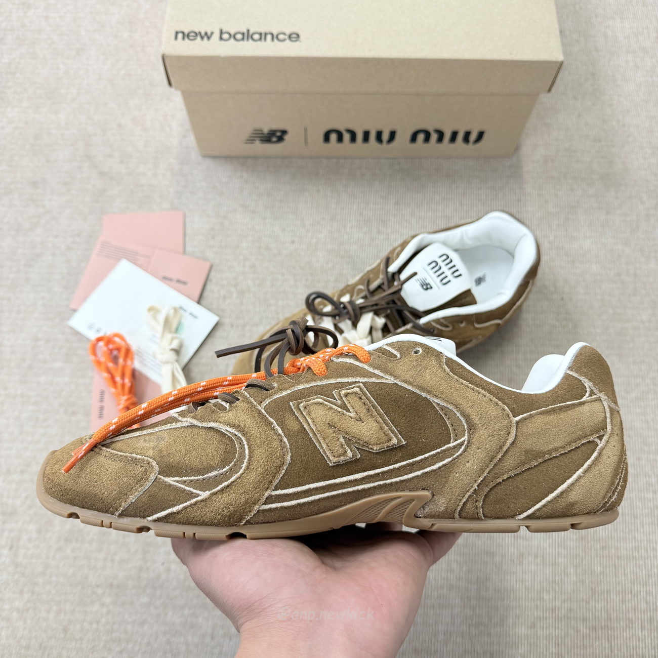 New Balance X Miu Miu 530 Sl Cinnamon 5e165e Z5o F0401 F D005 (3) - www.newkick.org