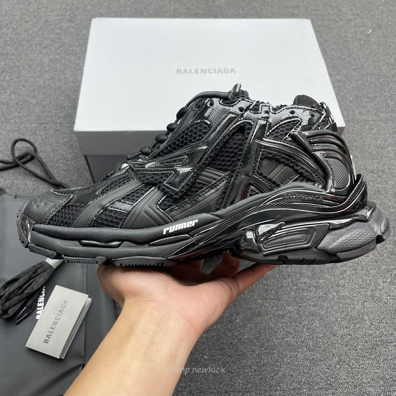 Balenciaga Runner Black 677403w3rb11000 (3) - www.newkick.org Balenciaga Runner Black 677403w3rb11000 (3) - www.newkick.org