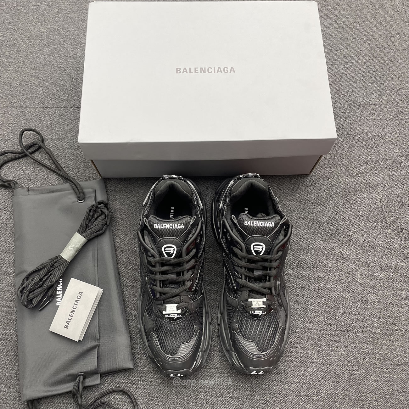Balenciaga Runner Black 677403w3rb11000 (9) - www.newkick.org Balenciaga Runner Black 677403w3rb11000 (9) - www.newkick.org
