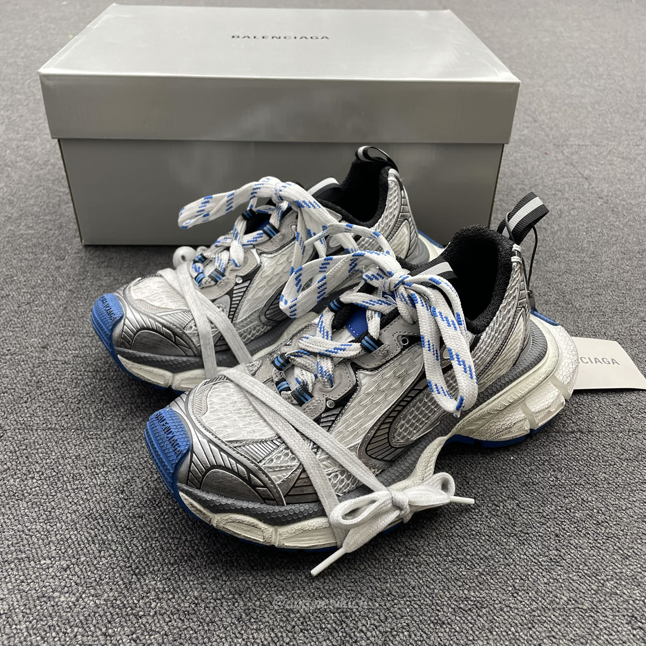 Balenciaga 3xl Trainer Grey White Blue 734731 W3xl7 1214 (7) - www.newkick.org Balenciaga 3xl Trainer Grey White Blue 734731 W3xl7 1214 (7) - www.newkick.org
