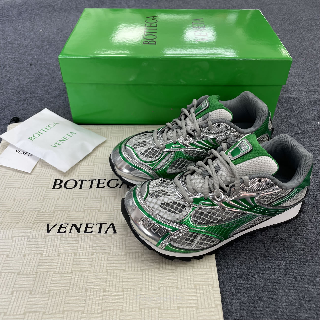Bottega Veneta Orbit Silver Parakeet Womens 755915v2x401428 (8) - www.newkick.org Bottega Veneta Orbit Silver Parakeet Womens 755915v2x401428 (8) - www.newkick.org