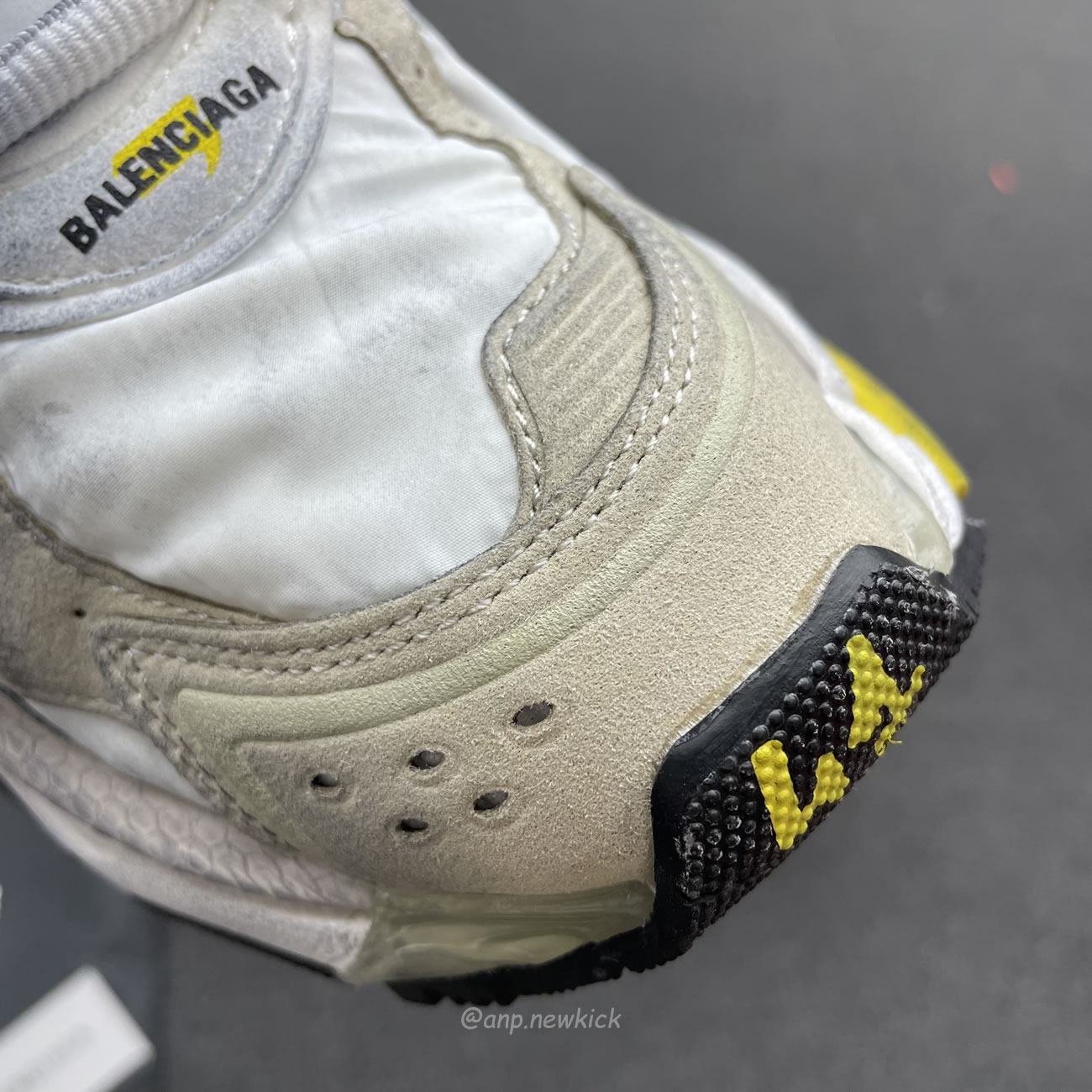 Balenciaga Runner Nylon Grey White Yellow Womens 772774 W3rny 9170 (13) - www.newkick.org Balenciaga Runner Nylon Grey White Yellow Womens 772774 W3rny 9170 (13) - www.newkick.org