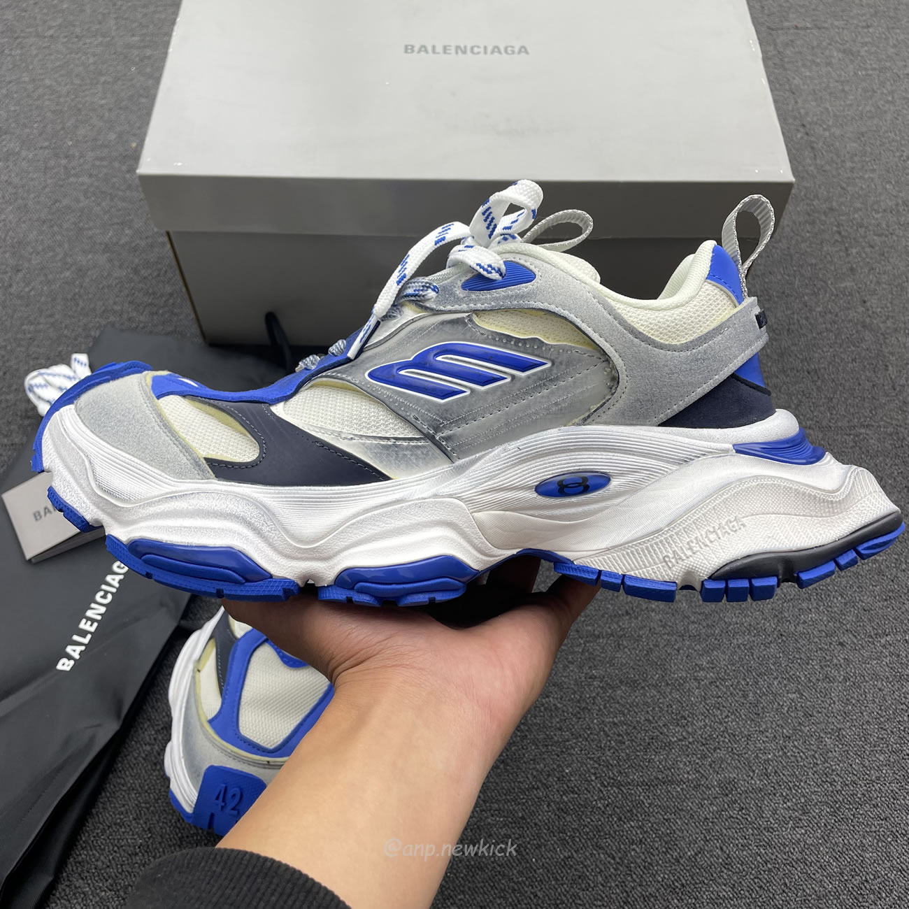 Balenciaga Cargo Sneaker White Grey Blue 784341 W2mv6 0328 (10) - www.newkick.org Balenciaga Cargo Sneaker White Grey Blue 784341 W2mv6 0328 (10) - www.newkick.org