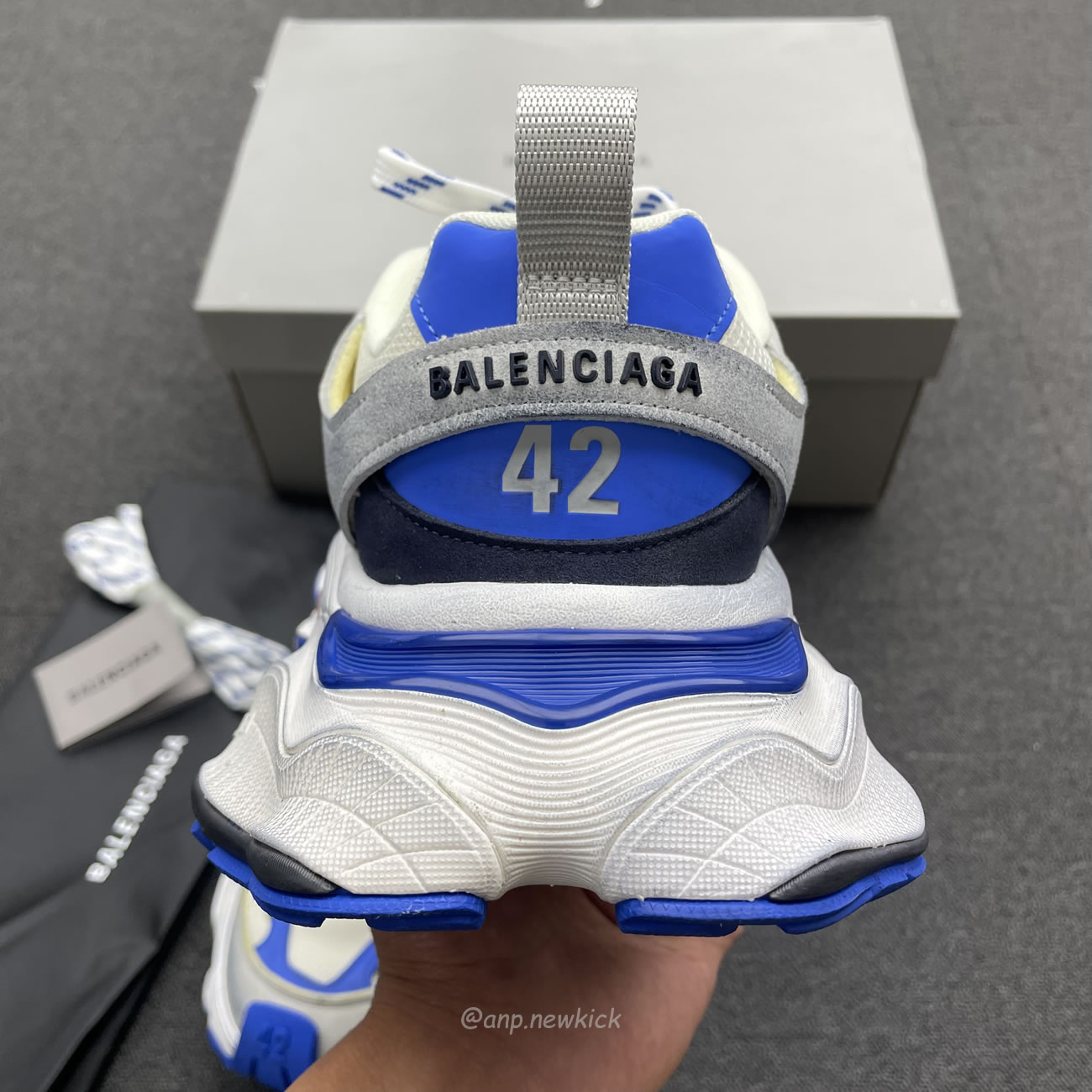 Balenciaga Cargo Sneaker White Grey Blue 784341 W2mv6 0328 (9) - www.newkick.org Balenciaga Cargo Sneaker White Grey Blue 784341 W2mv6 0328 (9) - www.newkick.org