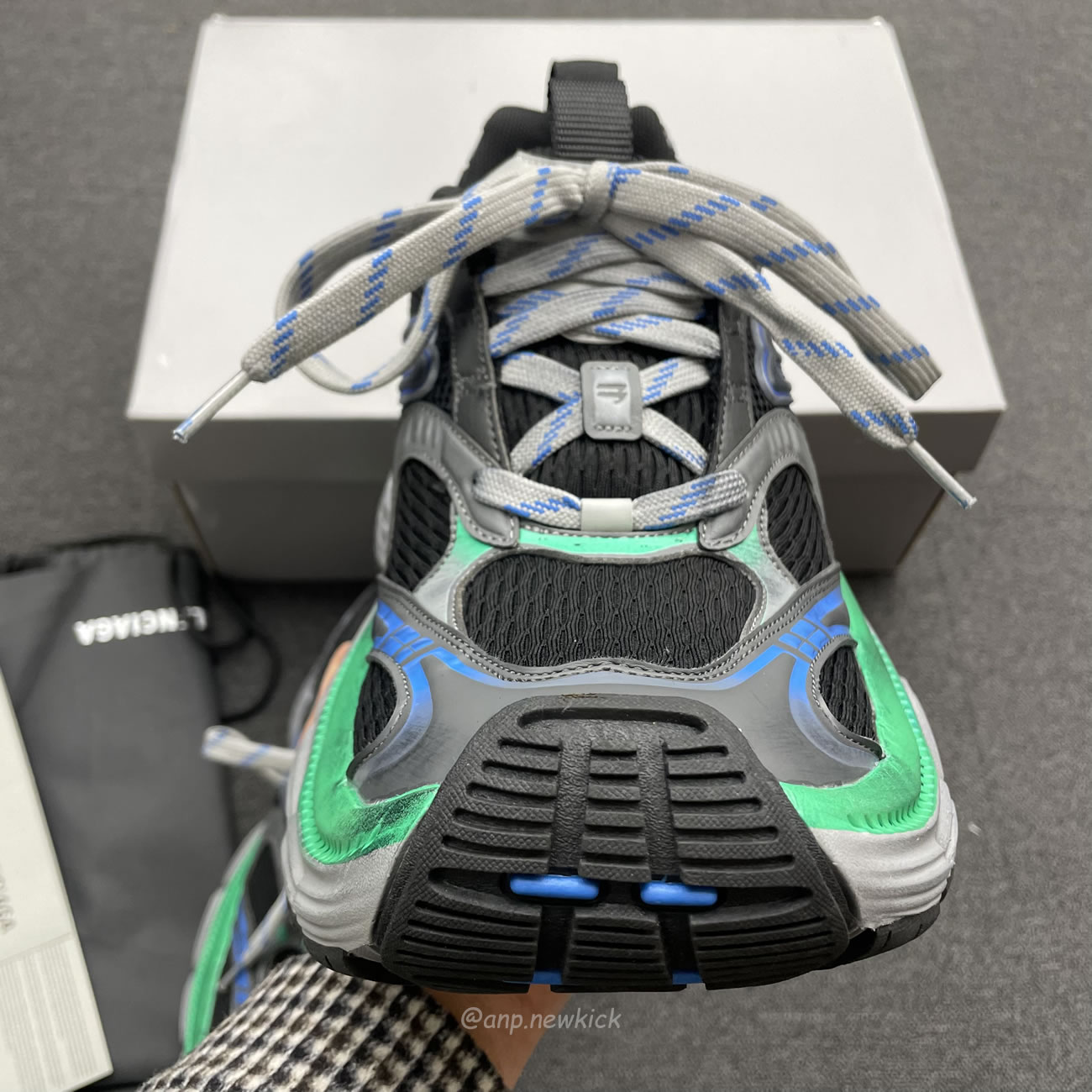 Balenciaga Fall 2024 10xl Mesh Tpu Grey Green 784344 W2mv2 1143 (9) - www.newkick.org Balenciaga Fall 2024 10xl Mesh Tpu Grey Green 784344 W2mv2 1143 (9) - www.newkick.org