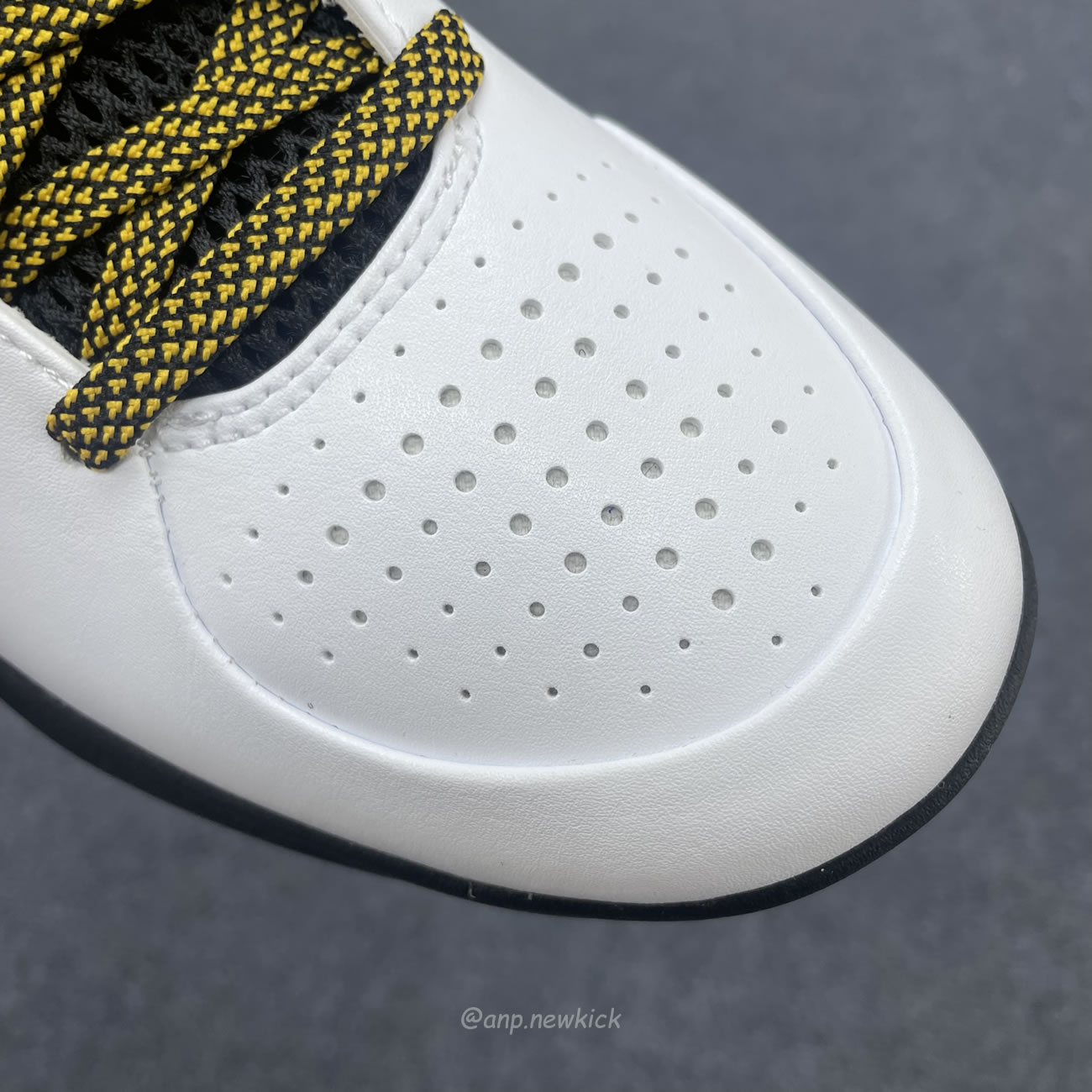 Nike Kobe 4 Protro White Black Del Sol Av6339 101 (4) - www.newkick.org Nike Kobe 4 Protro White Black Del Sol Av6339 101 (4) - www.newkick.org