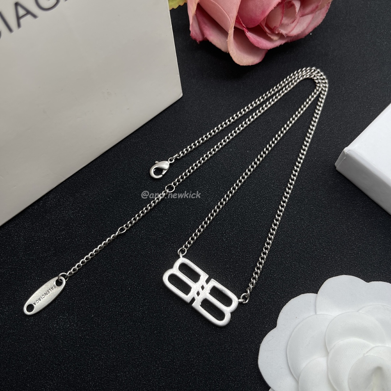 Balenciaga Bb Necklace (3) - www.newkick.org