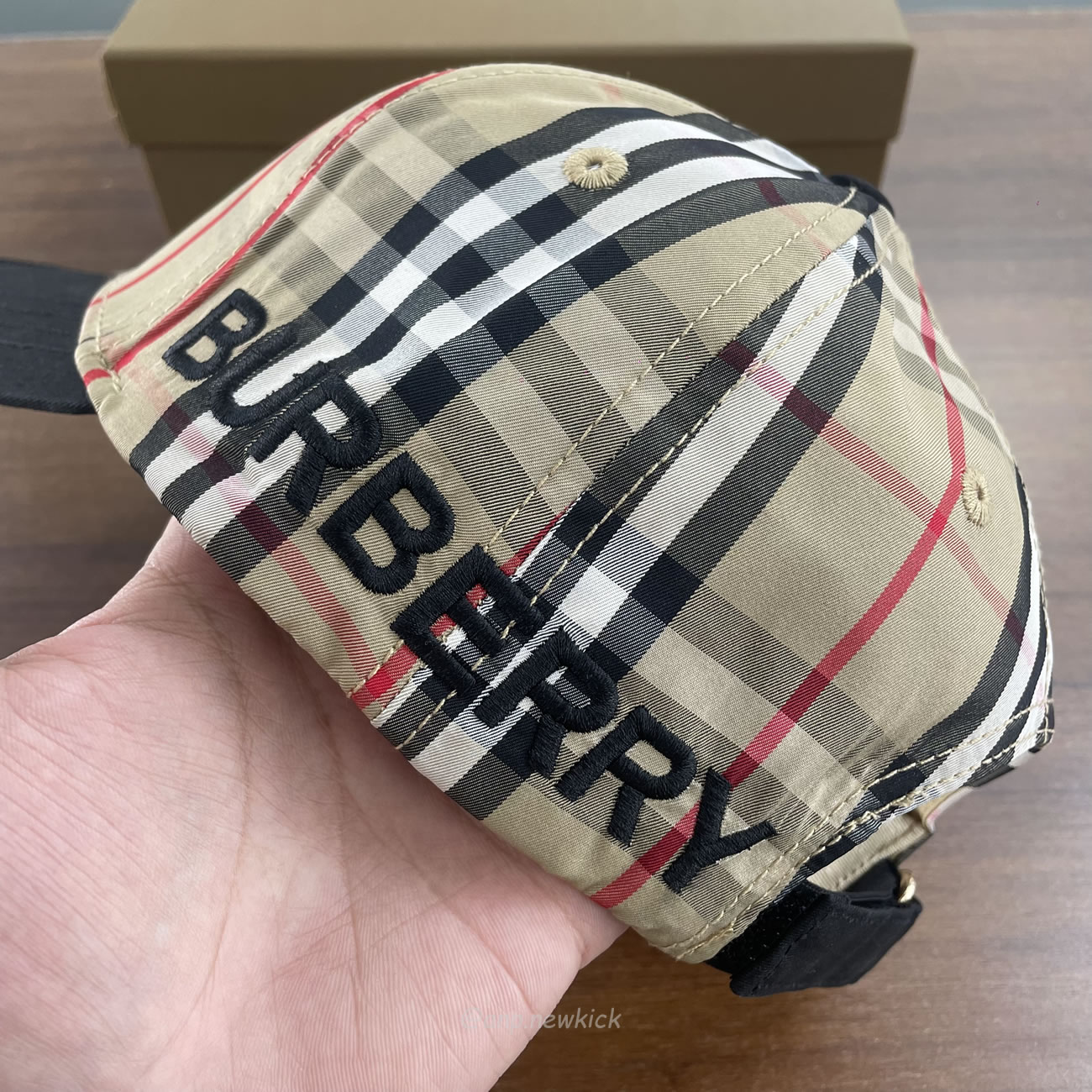 Burberry Tb Check Baseball Cap (5) - www.newkick.org
