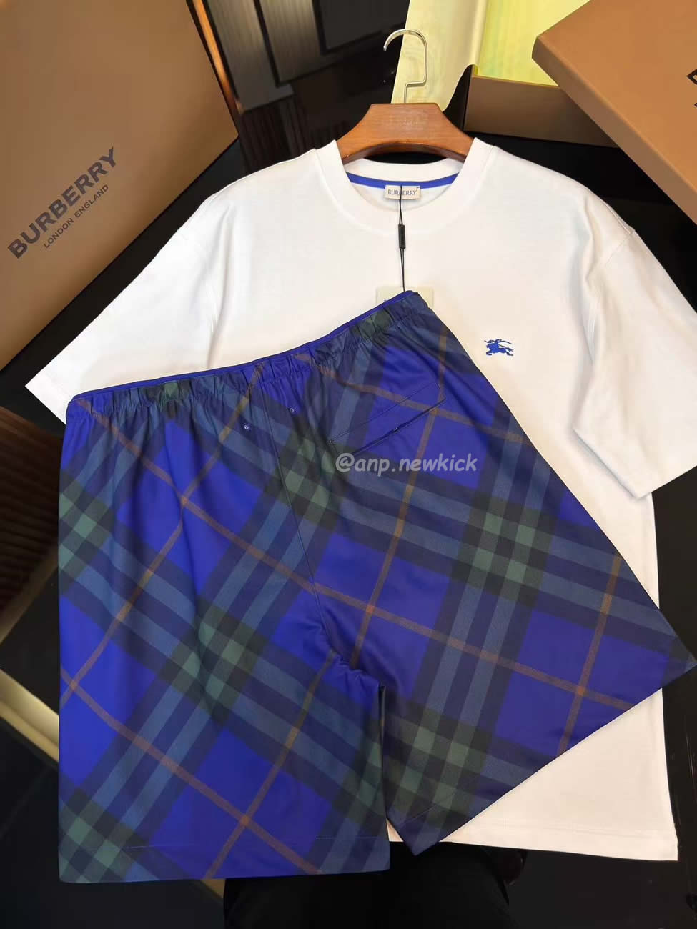 Burberry Patchwork Plaid Green Blue Brown (4) - www.newkick.org Burberry Patchwork Plaid Green Blue Brown (4) - www.newkick.org