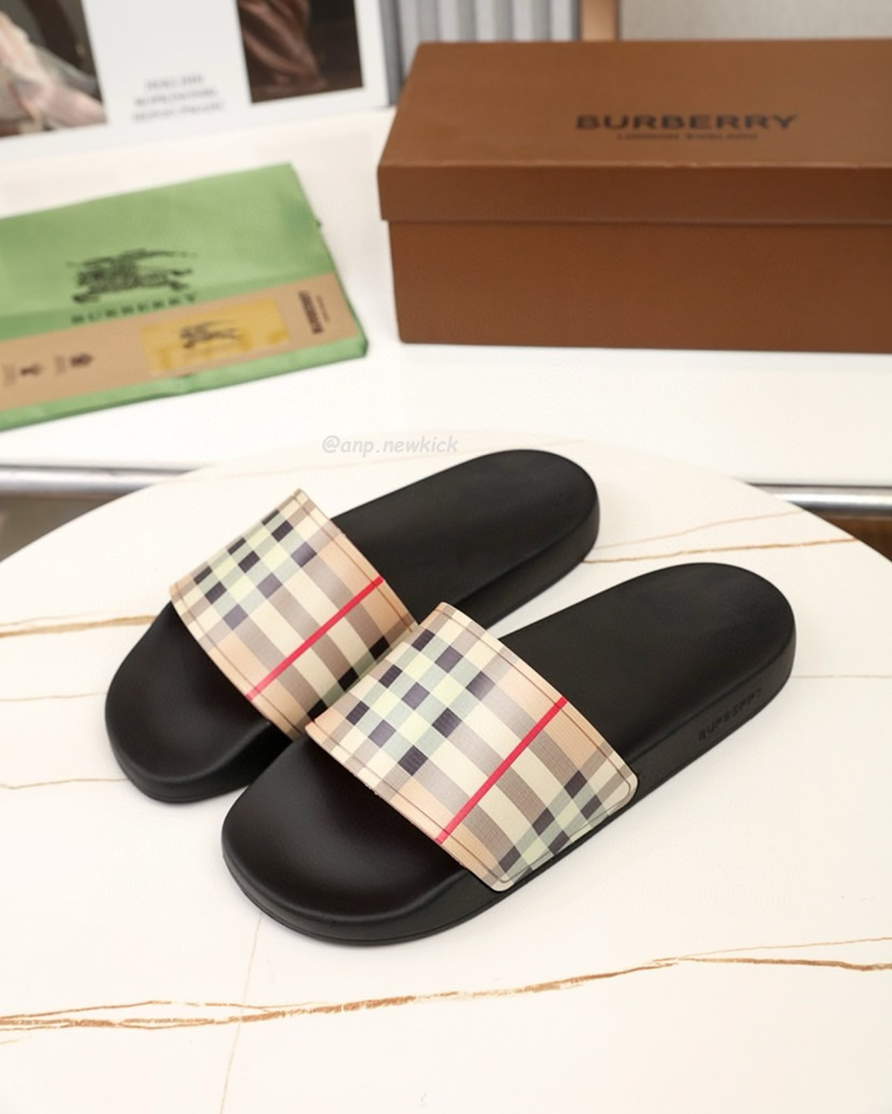 Burberry Vintage Check Slides Beige (3) - www.newkick.org