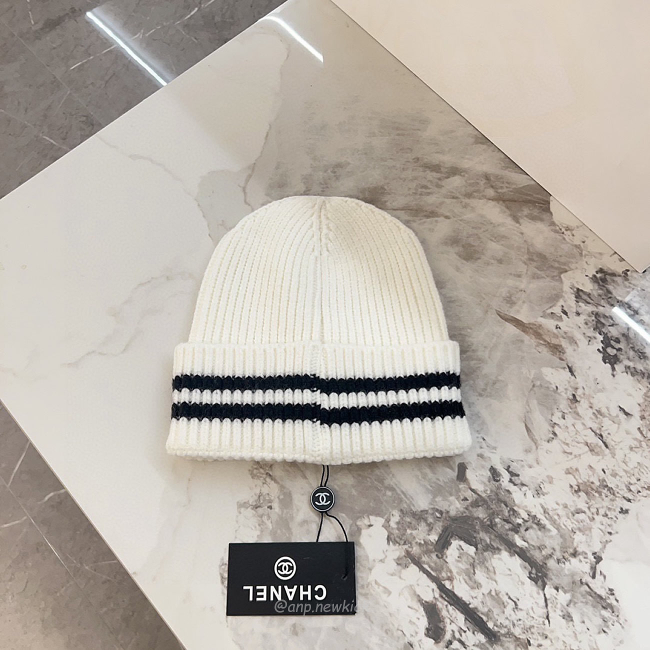 Chanel Knitted Cold Hat White Black Gray Brown (11) - www.newkick.org Chanel Knitted Cold Hat White Black Gray Brown (11) - www.newkick.org