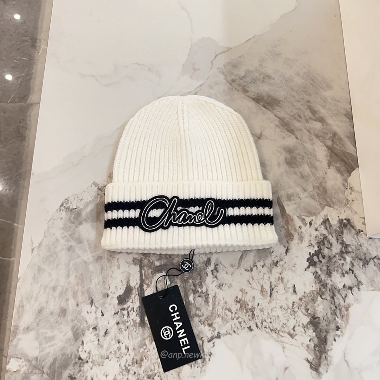 Chanel Knitted Cold Hat White Black Gray Brown (5) - www.newkick.org Chanel Knitted Cold Hat White Black Gray Brown (5) - www.newkick.org