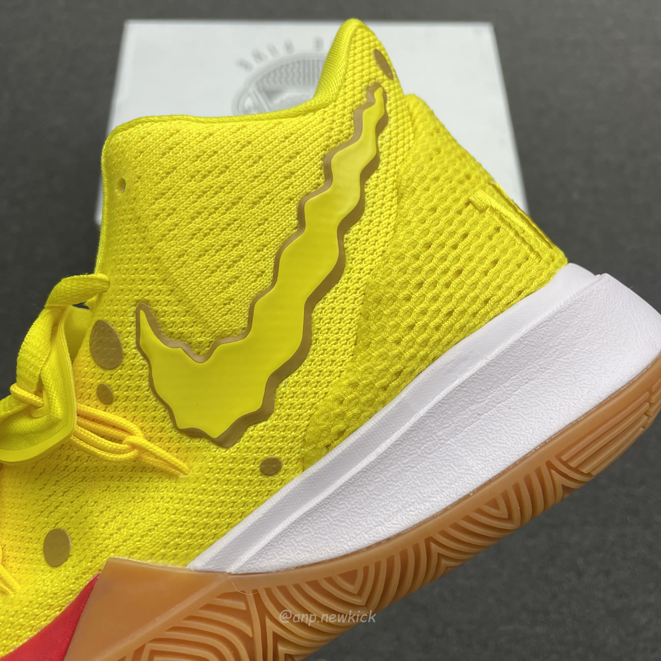 Nike Kyrie 5 Spongebob Squidward Patrick Cj6951 300 Cj6950 600 (37) - www.newkick.org