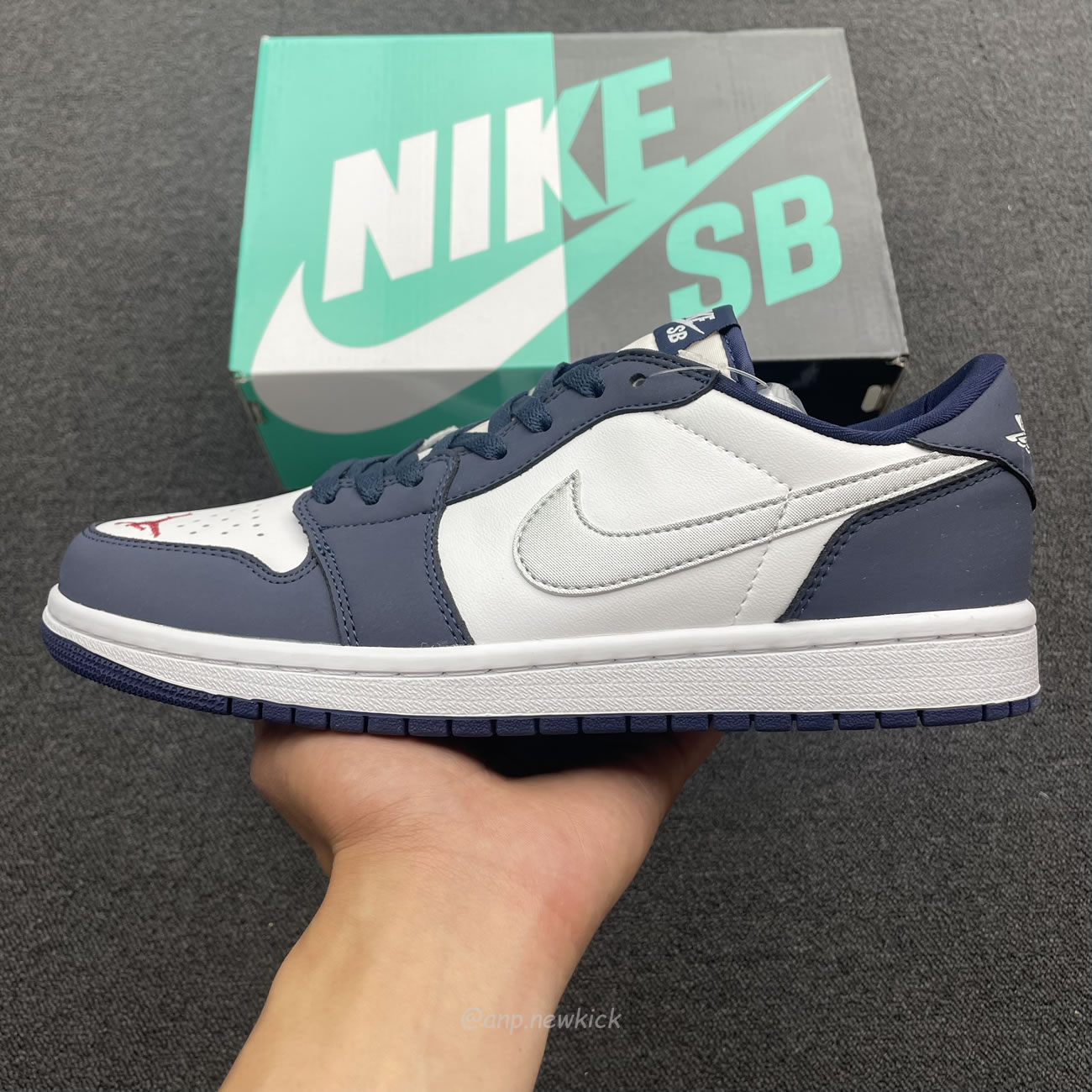 Air Jordan 1 Low Sb Midnight Navy Cj7891 400 (11) - www.newkick.org