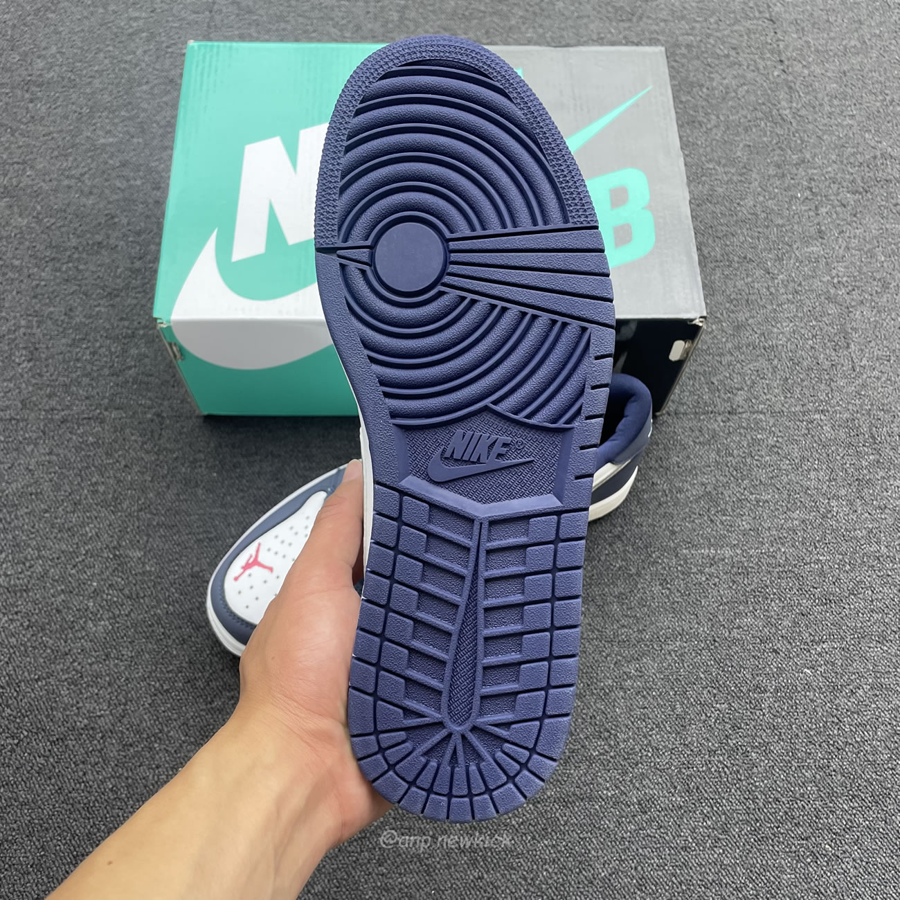 Air Jordan 1 Low Sb Midnight Navy Cj7891 400 (3) - www.newkick.org