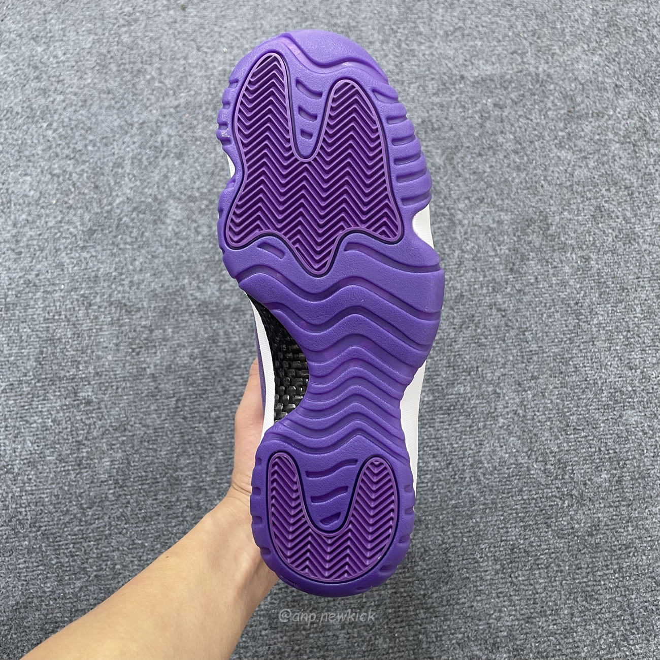 Air Jordan 11 Retro Purple Rain Ct8012 555 (6) - www.newkick.org