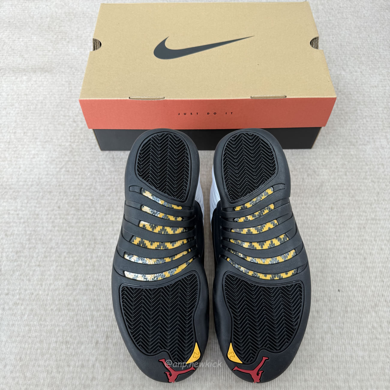 Air Jordan 12 Retro Taxi 2025 Ct8013 117 (8) - www.newkick.org