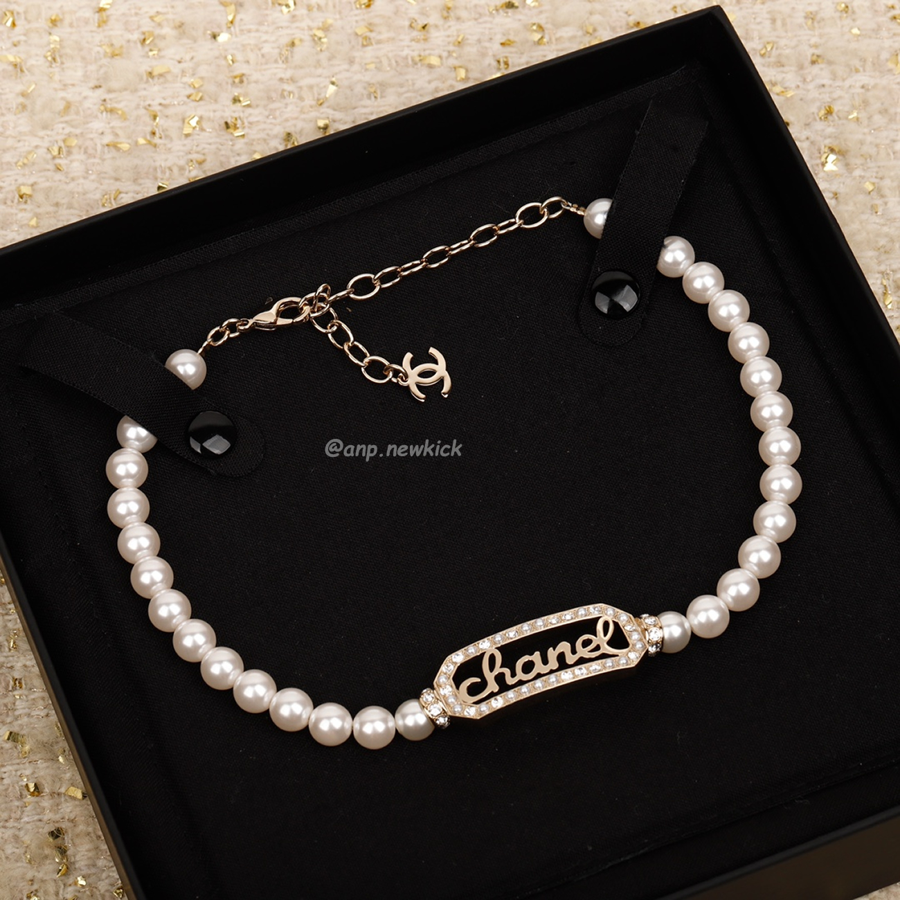 Chanel Pearl Necklace (2) - www.newkick.org