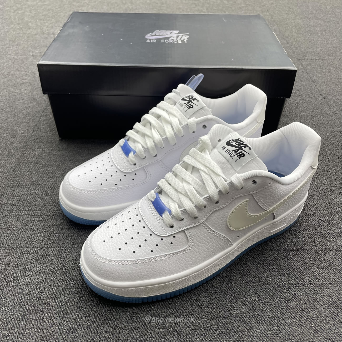 Nike Air Force 1 Low Uv Reactive Swoosh (womens) Da8301 101 (14) - www.newkick.org