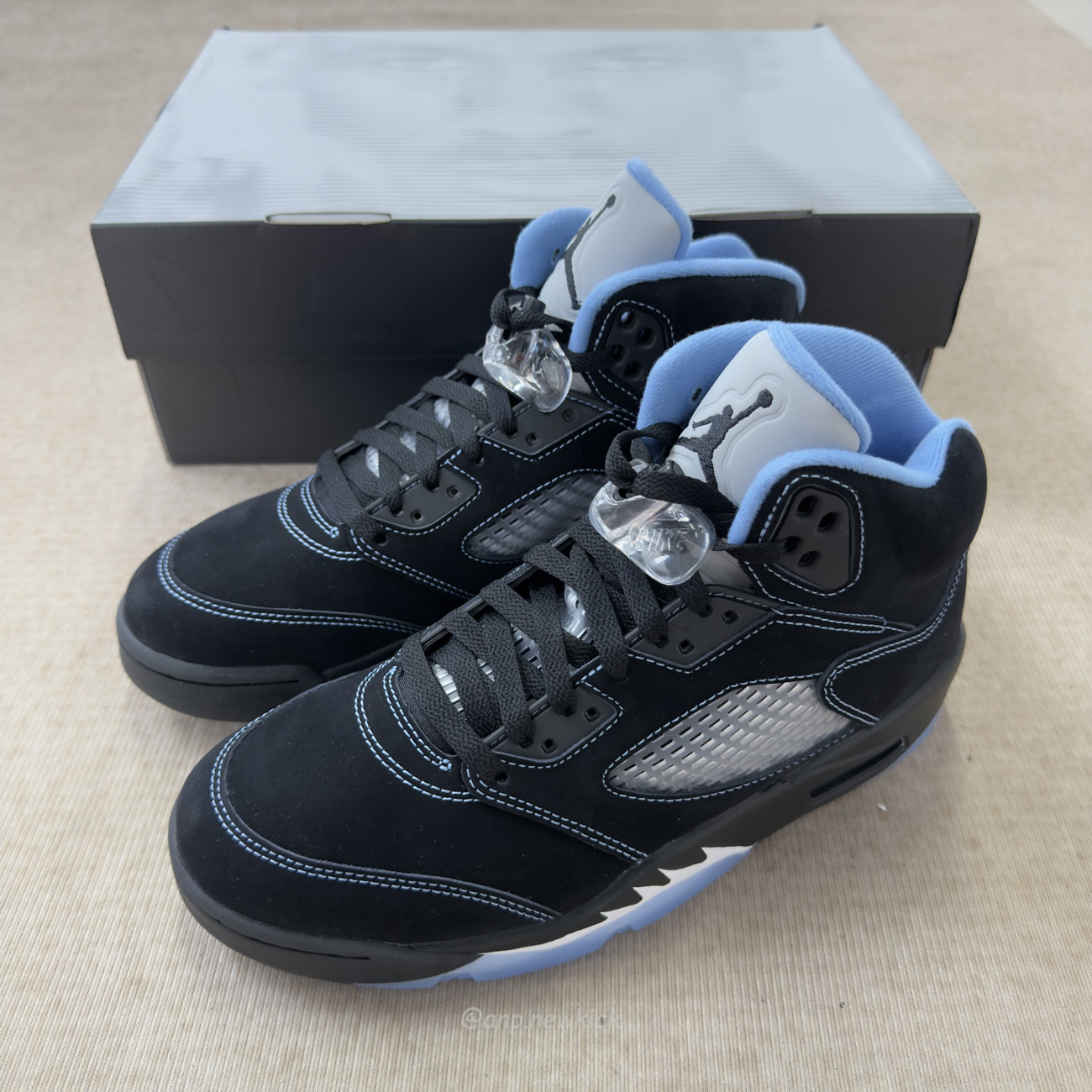 Air Jordan 5 Retro Black University Blue 2026 Dd0587 008 (4) - www.newkick.org
