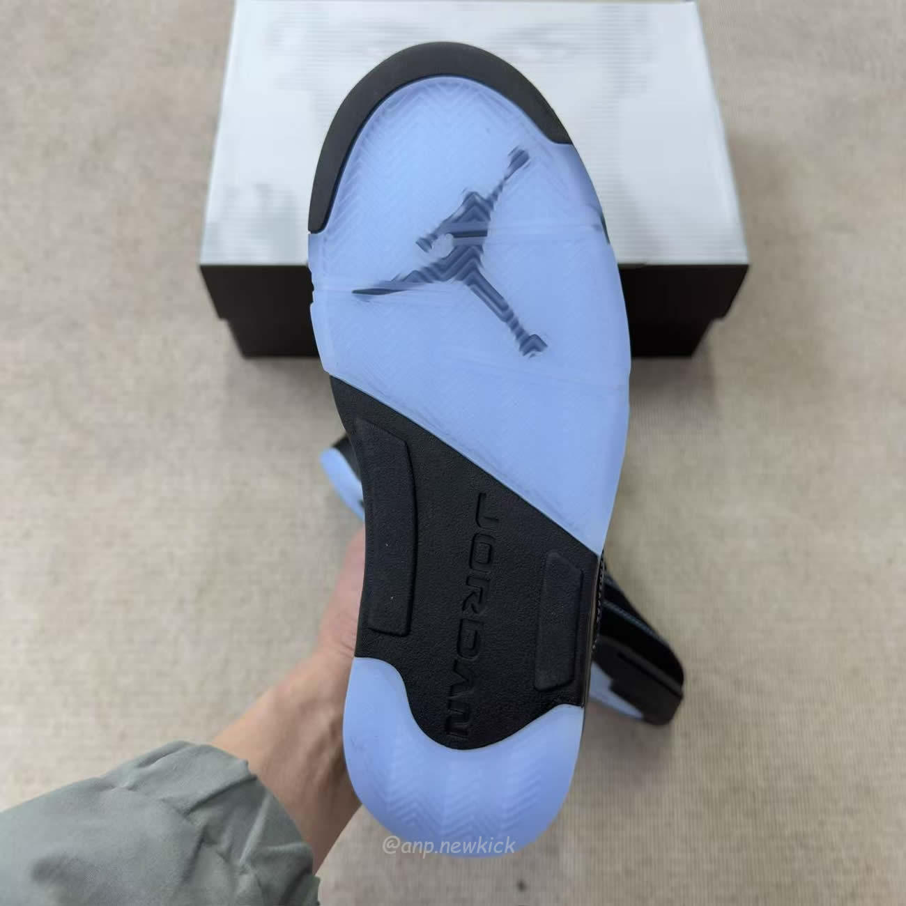 Air Jordan 5 Retro Black University Blue 2026 Dd0587 008 (5) - www.newkick.org
