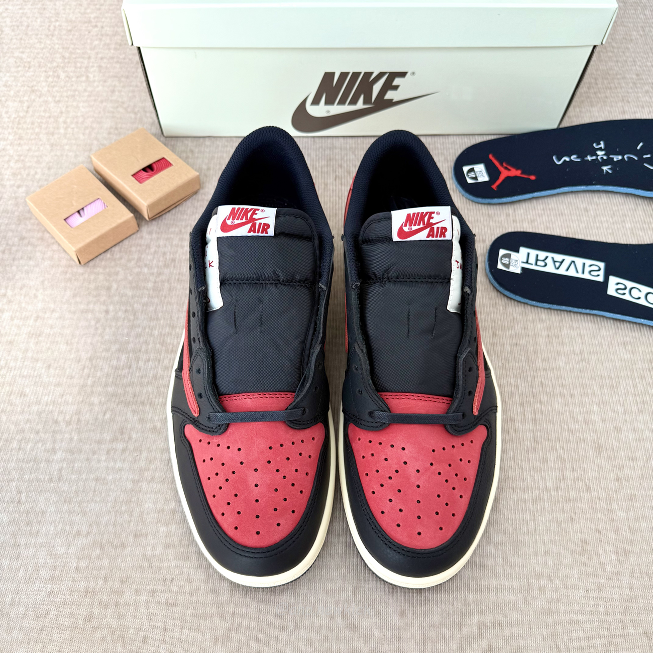 Air Jordan 1 Retro Low Og Sp Travis Scott Bred Dm7866 061 (10) - www.newkick.org