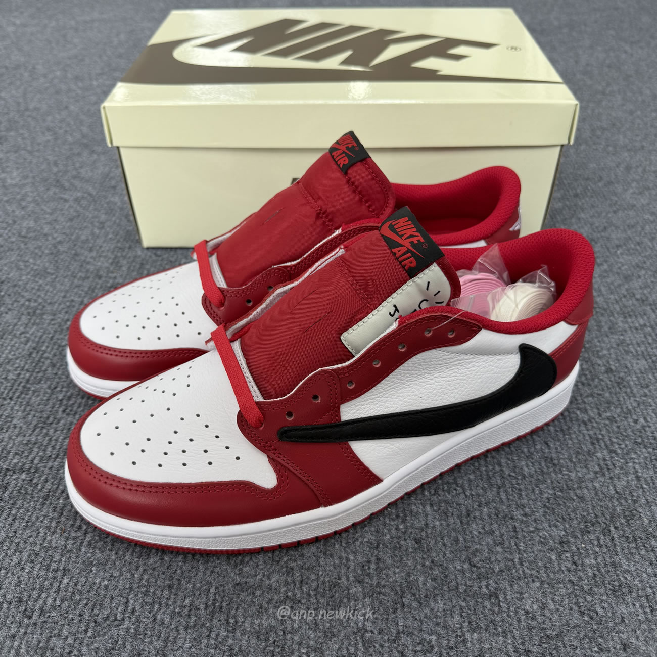 Air Jordan 1 Retro Low Og Sp Travis Scott Red Dm7866 101 (9) - www.newkick.org