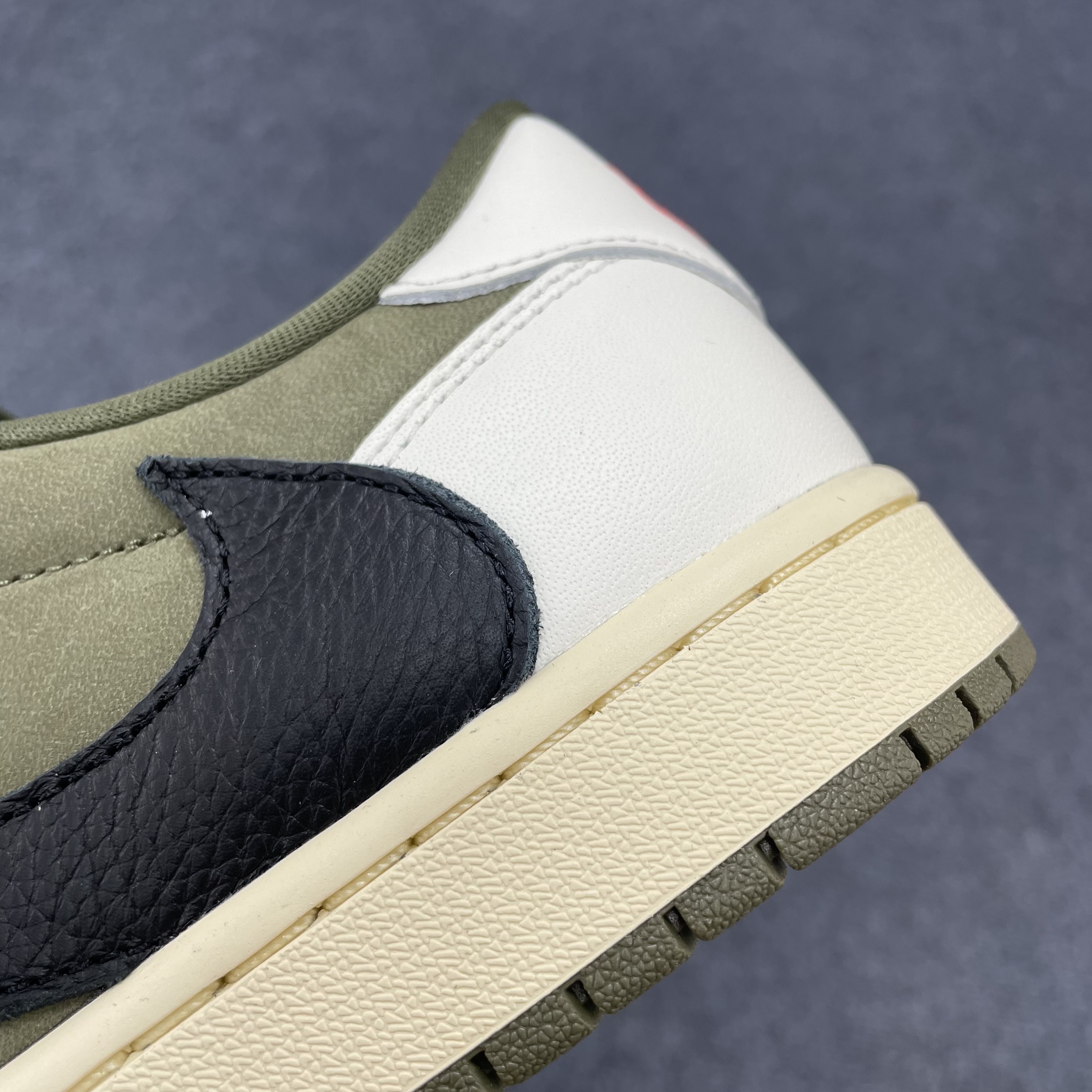 Travis Scott X Air Jordan 1 Low Og Sp Medium Olive Dm7866 200 (32) - www.newkick.org