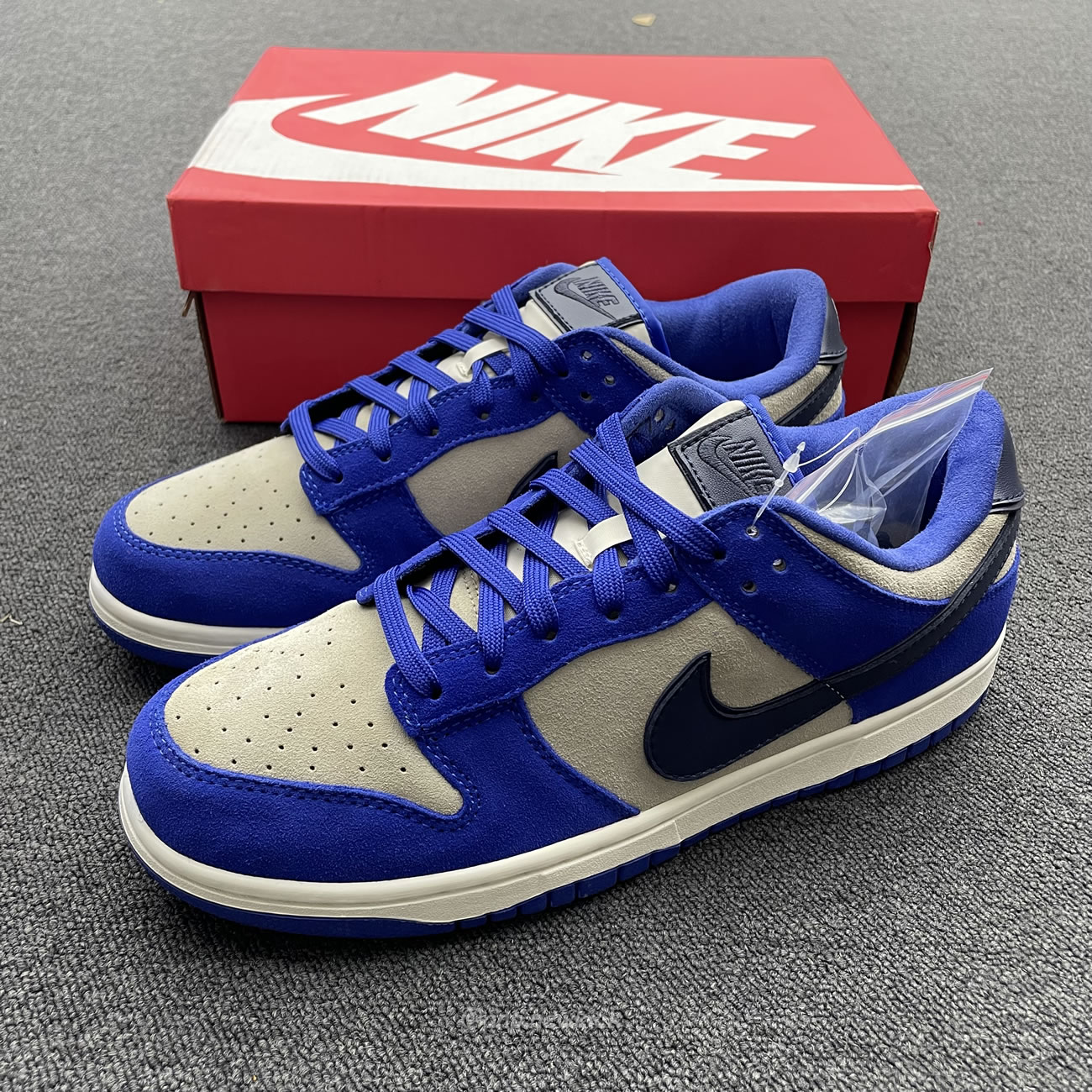 Nike Dunk Low Lx Blue Suede Womens Dv7411 400 (6) - www.newkick.org