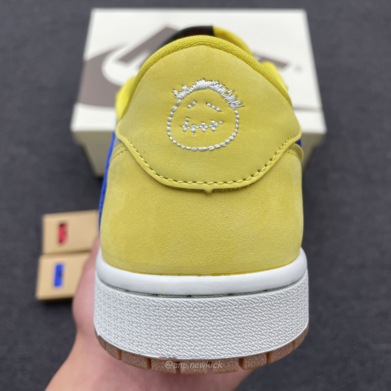Travis Scott X Nike Air Jordan 1 Retro Low Og Sp Canary Dz4137 700 (11) - www.newkick.org