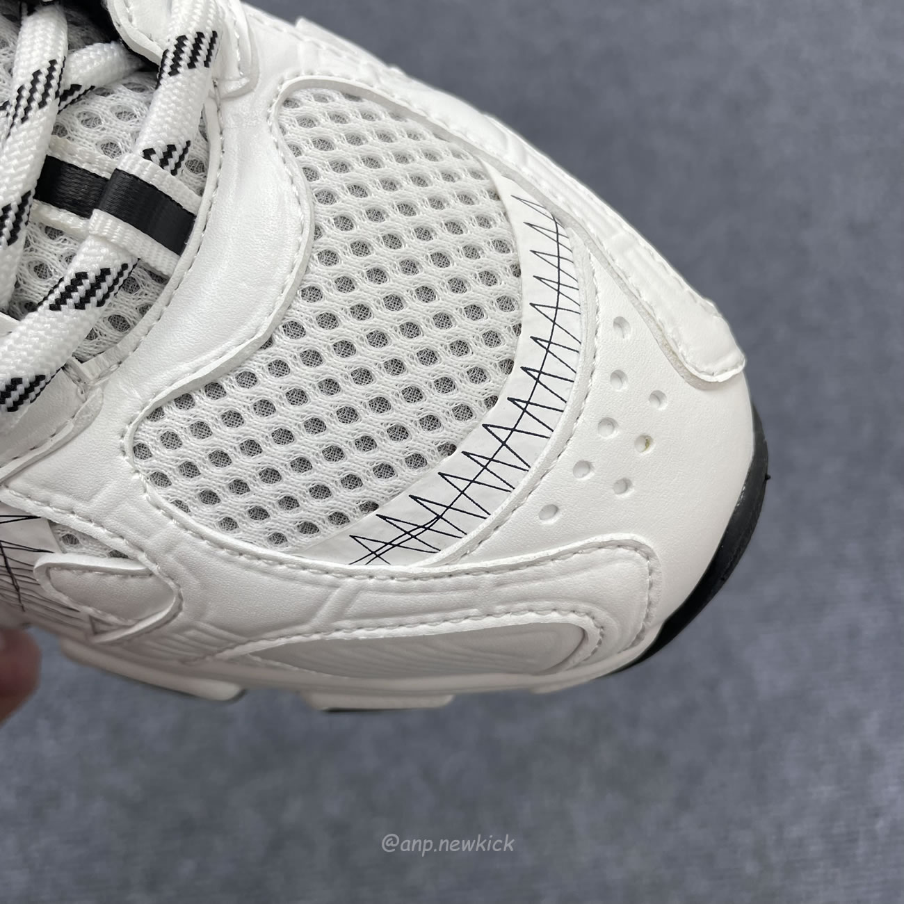 Dior Chrono Sneaker Mesh With White Black 19w White (2) - www.newkick.org