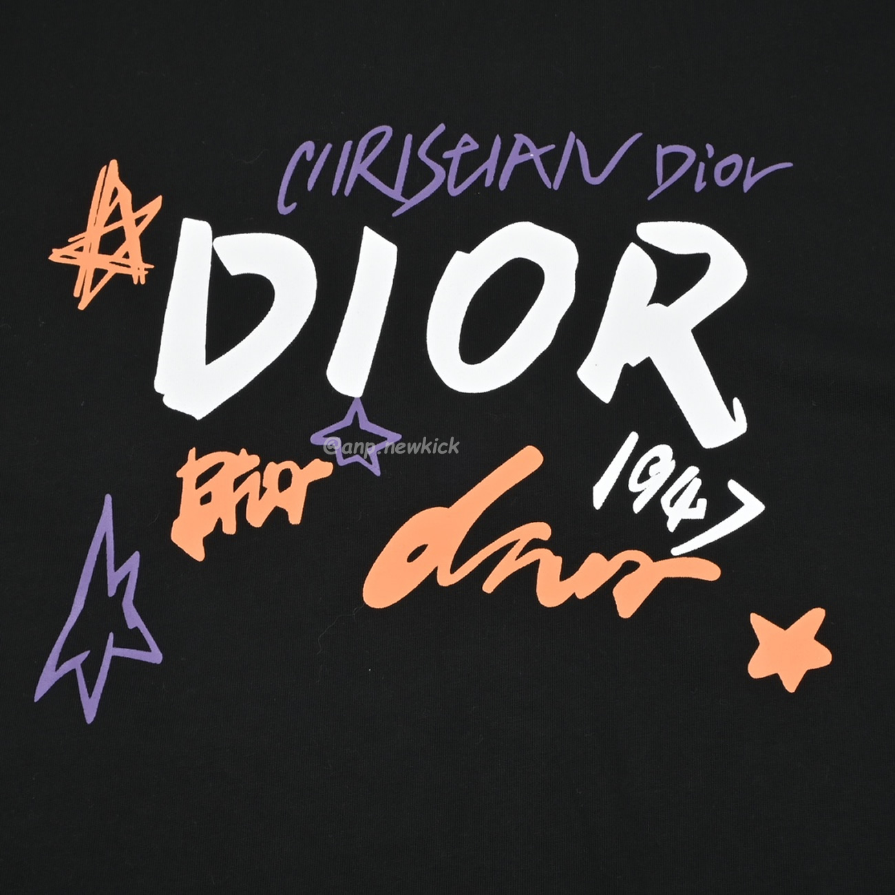 Dior Hand Drawn Sketch Logo Graffiti Short Sleeved T Shirt (5) - www.newkick.org Dior Hand Drawn Sketch Logo Graffiti Short Sleeved T Shirt (5) - www.newkick.org
