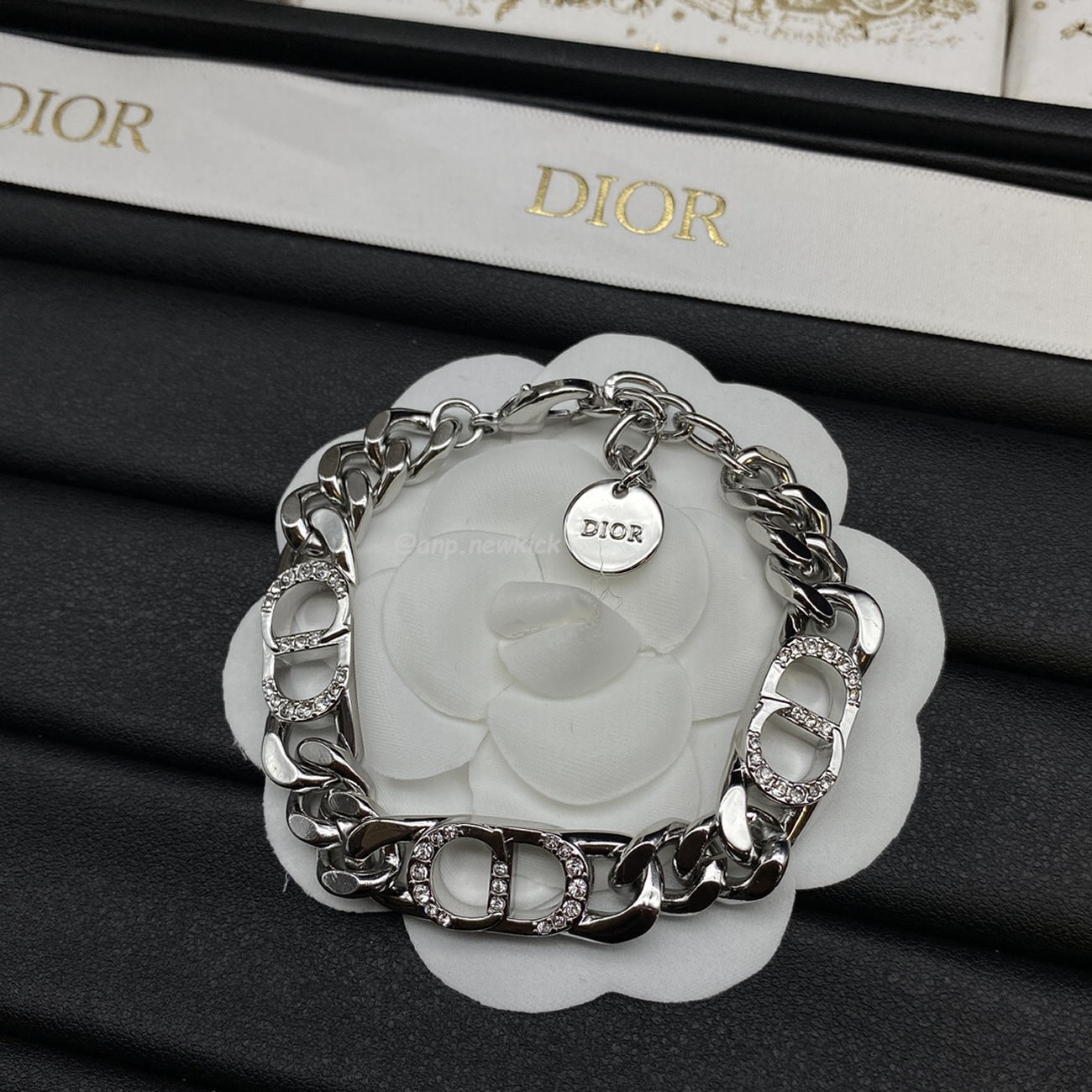 Dior Necklace (13) - www.newkick.org Dior Necklace (13) - www.newkick.org