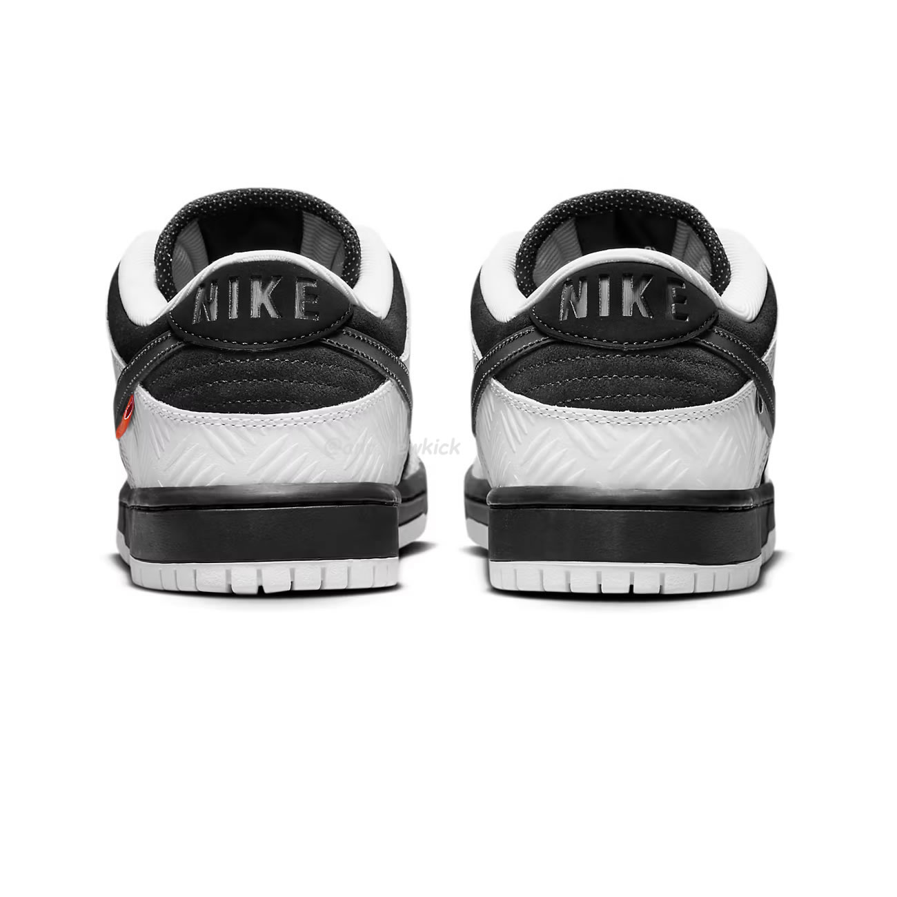 Nike Sb Dunk Low Tightbooth Fd2629 100 (11) - www.newkick.org