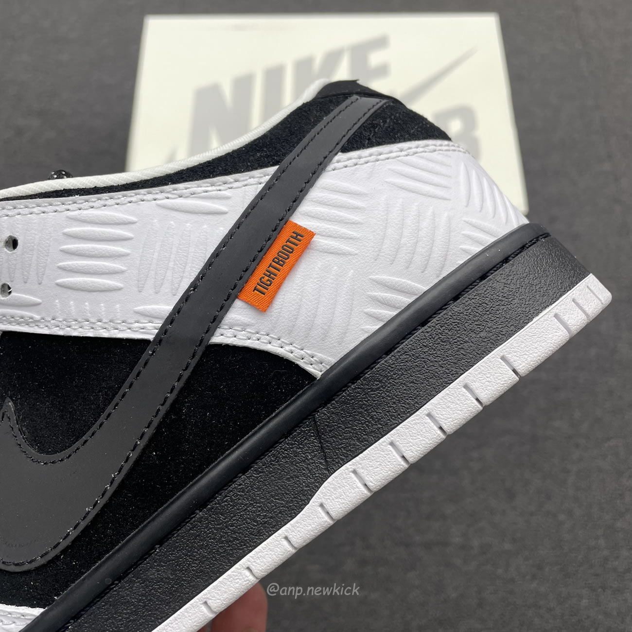 Nike Sb Dunk Low Tightbooth Fd2629 100 (5) - www.newkick.org