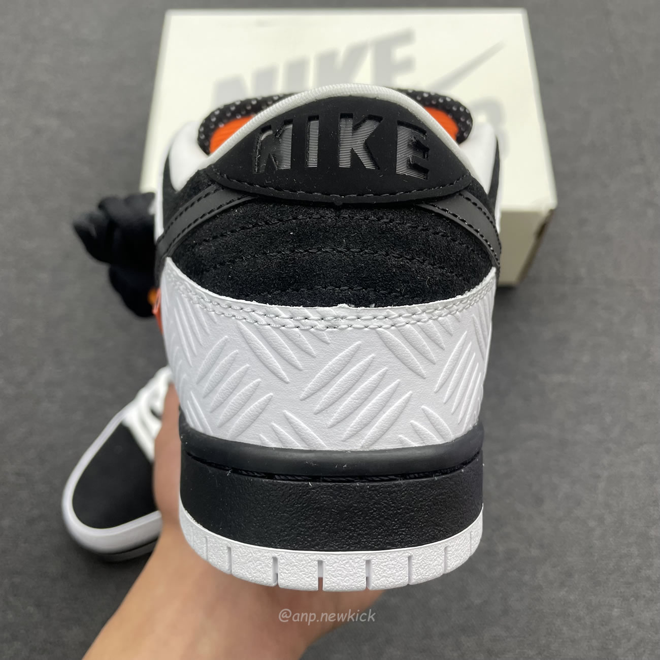 Nike Sb Dunk Low Tightbooth Fd2629 100 (8) - www.newkick.org