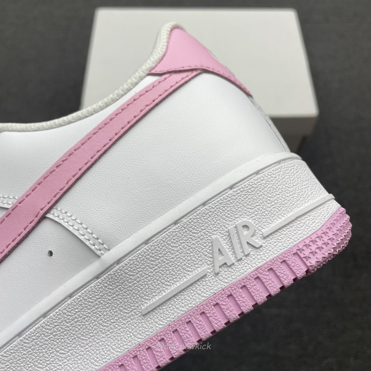 Nike Air Force 1 Low 07 Bubblegum Fj4146 101 (2) - www.newkick.org Nike Air Force 1 Low 07 Bubblegum Fj4146 101 (2) - www.newkick.org