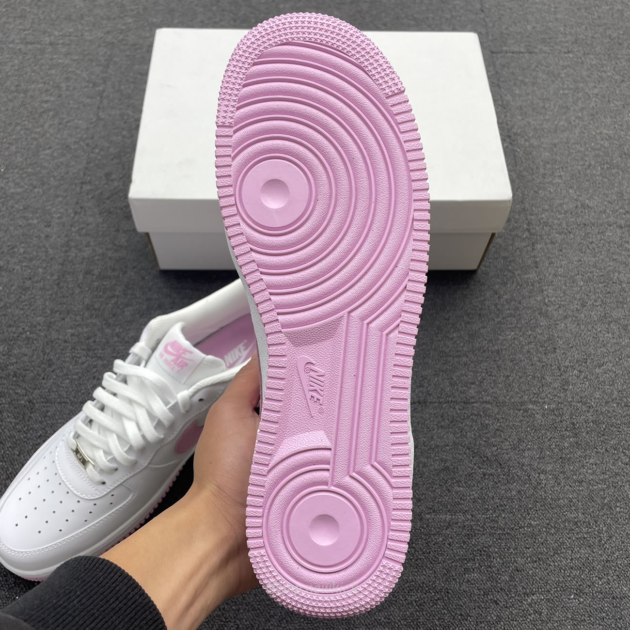 Nike Air Force 1 Low 07 Bubblegum Fj4146 101 (6) - www.newkick.org Nike Air Force 1 Low 07 Bubblegum Fj4146 101 (6) - www.newkick.org