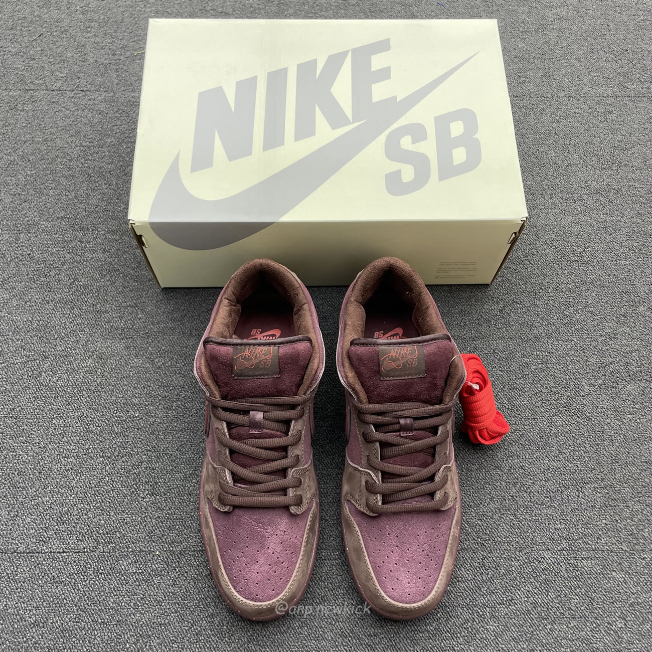 Nike Sb Dunk Low Valentines Day 2023 Fn0619 600 (7) - www.newkick.org