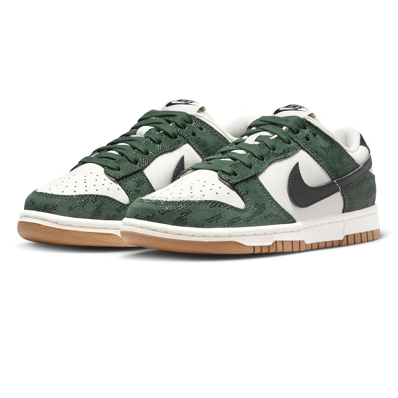 Nike Dunk Low Green Snake Womens Fq8893 397 (7) - www.newkick.org Nike Dunk Low Green Snake Womens Fq8893 397 (7) - www.newkick.org