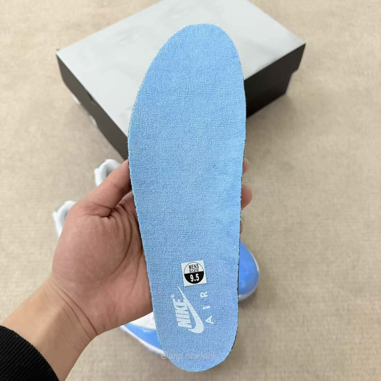 Air Jordan 11 Low University Blue Fv5104 100 (2) - www.newkick.org