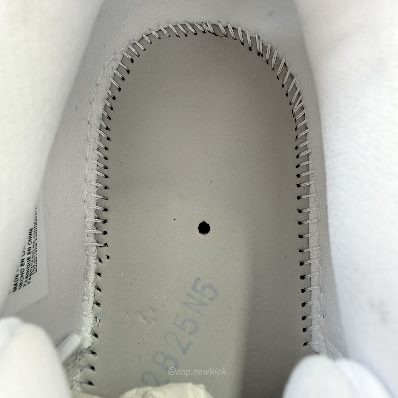 Air Jordan 11 Low University Blue Fv5104 100 (3) - www.newkick.org