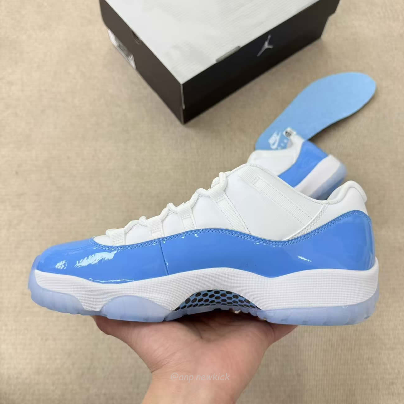 Air Jordan 11 Low University Blue Fv5104 100 (8) - www.newkick.org