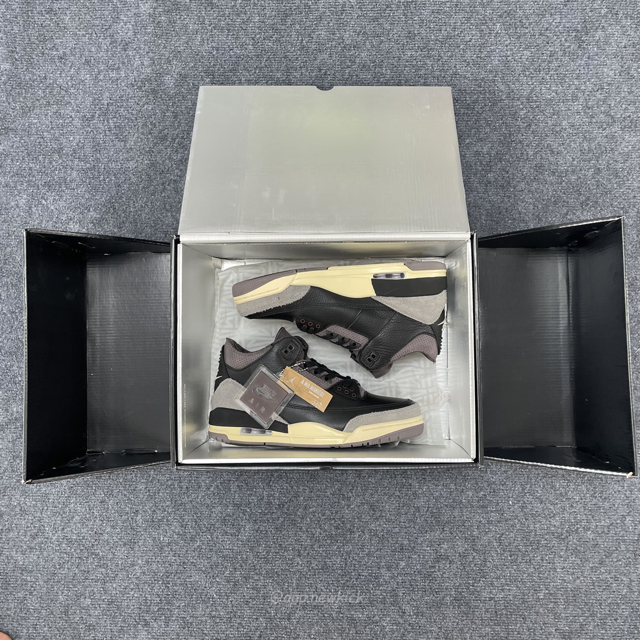 Air Jordan 3 Retro Og Sp A Ma Maniére Black Violet Ore Womens Fz4811 001 (6) - www.newkick.org