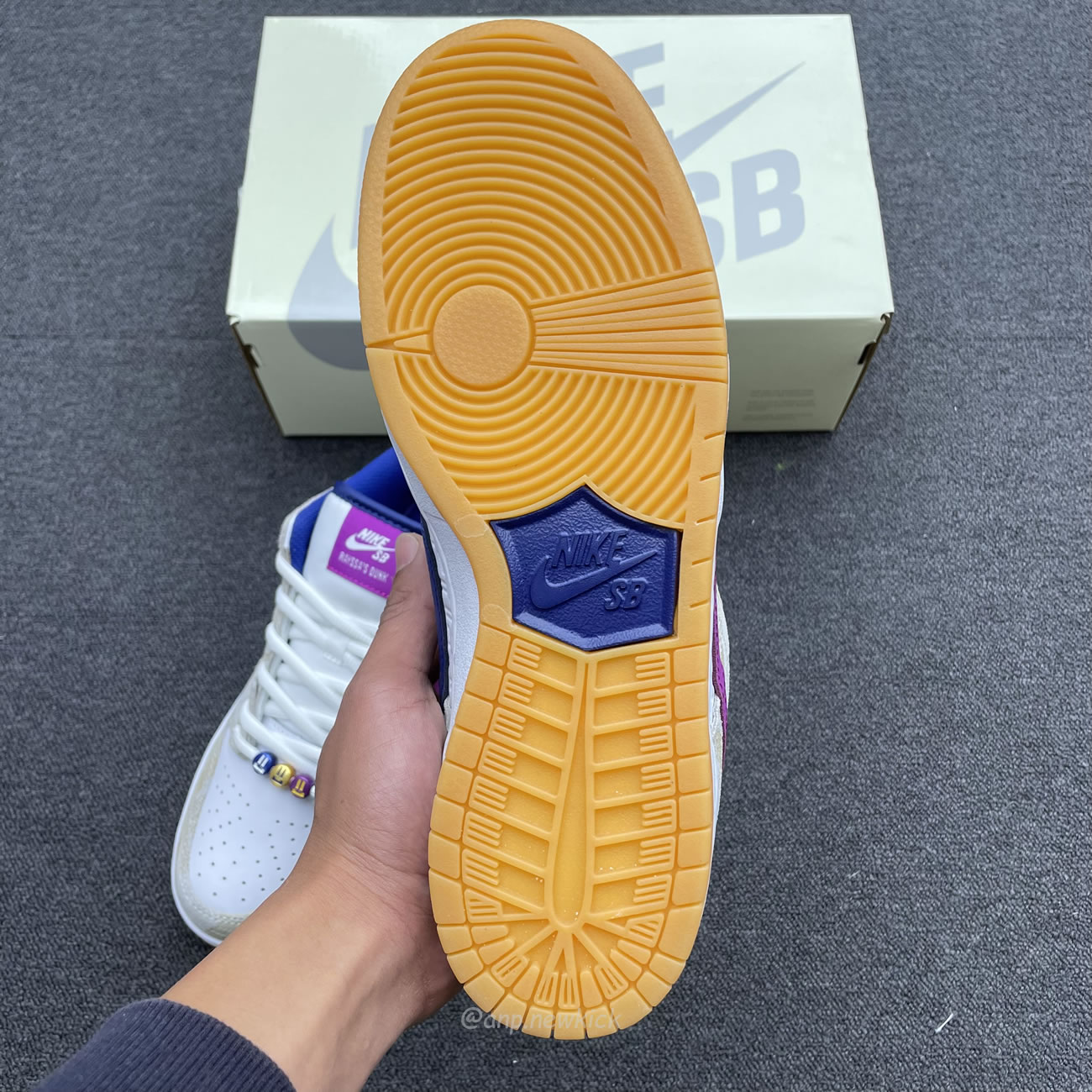 Nike Sb Dunk Low X Rayssa Leal Fz5251 001 (5) - www.newkick.org