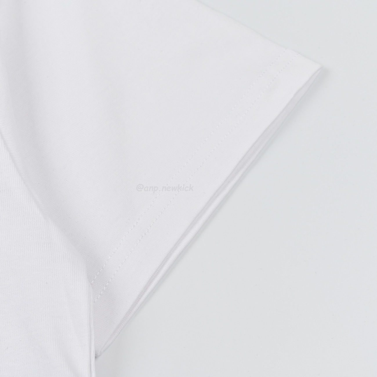 Fendi Pentagonal F Embroidered Flocked Round Neck Short Sleeved T Shirt (10) - www.newkick.org