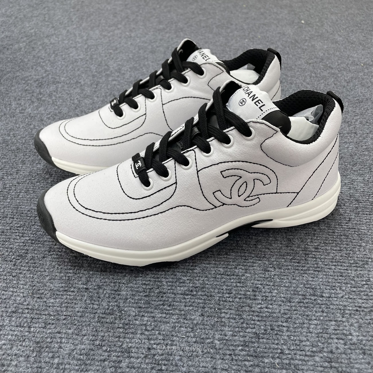 Chanel Low Top Trainer Black White G38299 Y55720 K3845 (3) - www.newkick.org